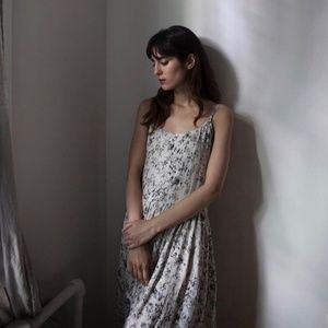 Ovate Fanny Floral Crepe Linen Dress - Rare!